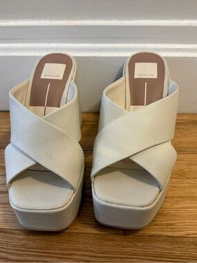 Dolce Vita Wonder Platform Slide Sandals in Ivory Leather – Size 7.5
